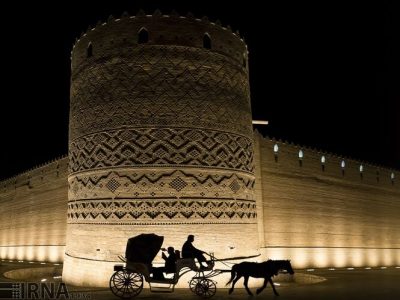 دومین بازارچه شهابسنگ در شهر دایناسورهای ایران برگزار میشود