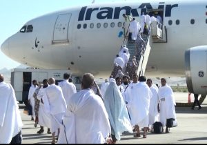 انتقال ۴۰ بیمار بدحال حج تمتع با پرواز اختصاصی همراه با مراقبت‌های ویژه به کشور