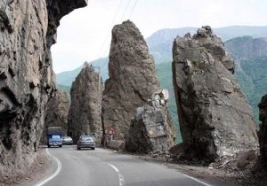 بازگشایی جاده چالوس و آزادراه تهران – شمال بعد از ایمن‌سازی