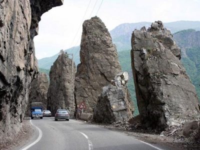 بازگشایی جاده چالوس و آزادراه تهران – شمال بعد از ایمن‌سازی