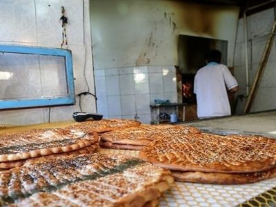 باید نان با کیفیت با قیمت مناسب در اختیار مردم قرار گیرد