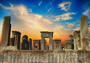 سفرا و نمایندگان ۱۷ کشور برای حضور در کنسرت تخت‌جمشید به شیراز آمدند