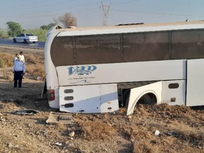 حادثه واژگونی اتوبوس در محور شوش به اهواز