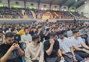 جشن استقبال از دو هزار دانشجوی جدید در دانشگاه مازندران