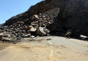 هشدار ریزش سنگ و بهمن در محورهای کوهستانی البرز