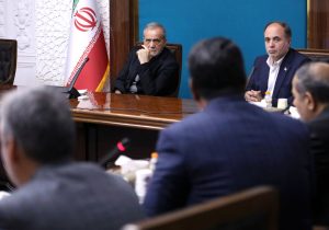 با هر تخلف، سوءاستفاده یا اخلال در تأمین و توزیع کالاهای اساسی قاطعانه برخورد می‌شود